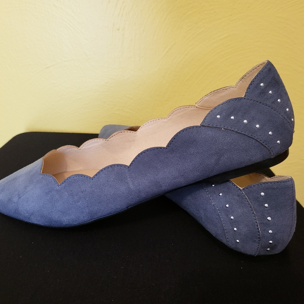 Ava Scalloped Studded Flat Shoe Size 9